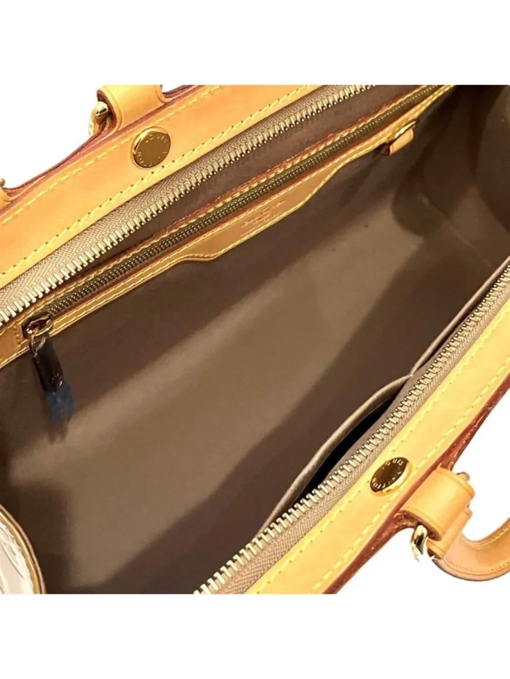 Louis Vuitton Blair MM Vernis Handbag Patent Leather